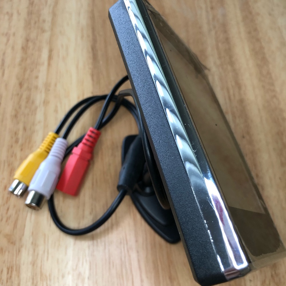 Taotronics Digital Car Rear Monitor - Picture 2 of 3